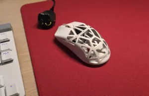 Wlmouse Beast X Mini vs Beast X Medium Pro 8K : laquelle est vraiment faite pour ta main ?