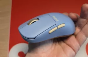 Test Pulsar X2N CrazyLight Medium : une souris ultra légère au design exigeant